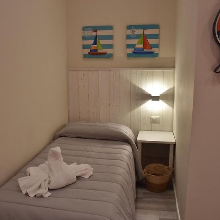 B&B Marina Blu 지아르디니낙소스 외부 사진