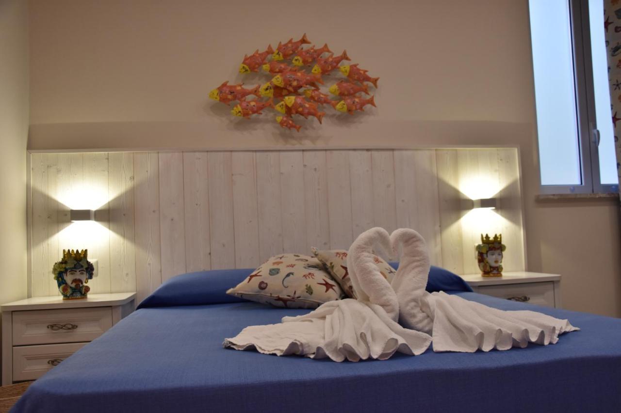 B&B Marina Blu 지아르디니낙소스 외부 사진